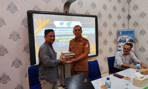 kerjasama dengan Dunia Industri dan Dunia Kerja