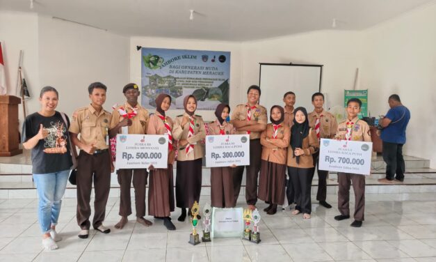 Juara 1 dan Juara 3 Baca Puisi, Juara 3 Vocal Group, dan Juara 1 Yel Yel Terbaik ajang Perkumpulan Harmoni Alam Papuana